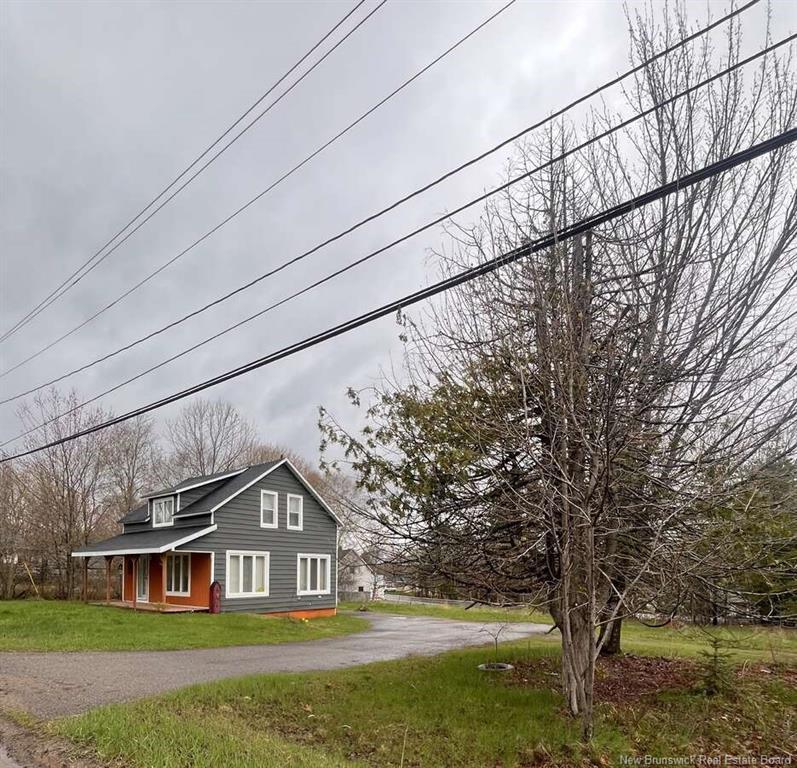 433 Pleasant Dr, Minto, NB