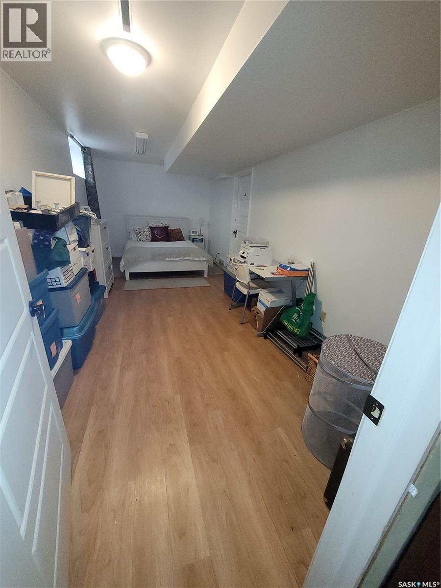 916 6Th Avenue N, Saskatoon, SK