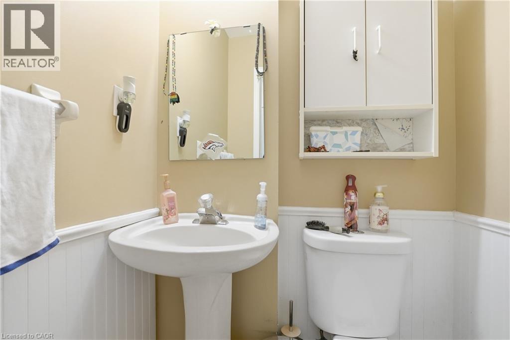 565 Rymal Road E Unit# 2, Hamilton, ON