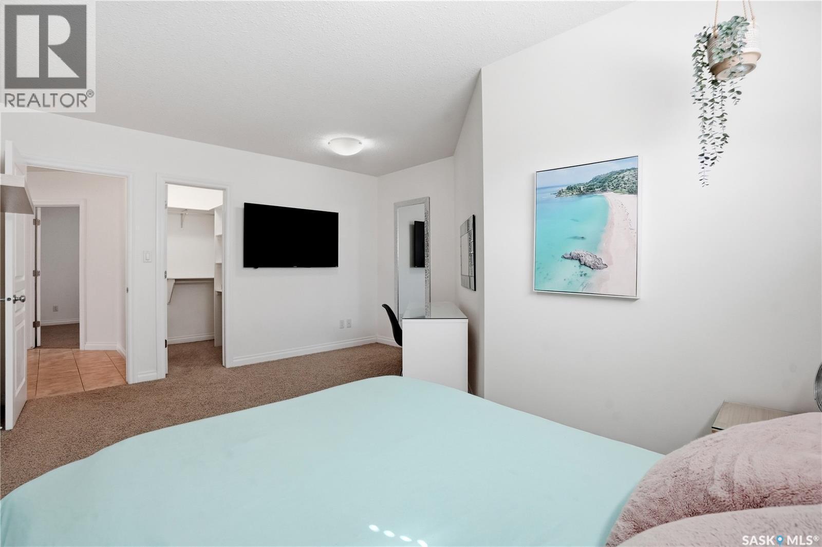 2431 Linner Bay, Regina, SK - Indoor Photo Showing Bedroom