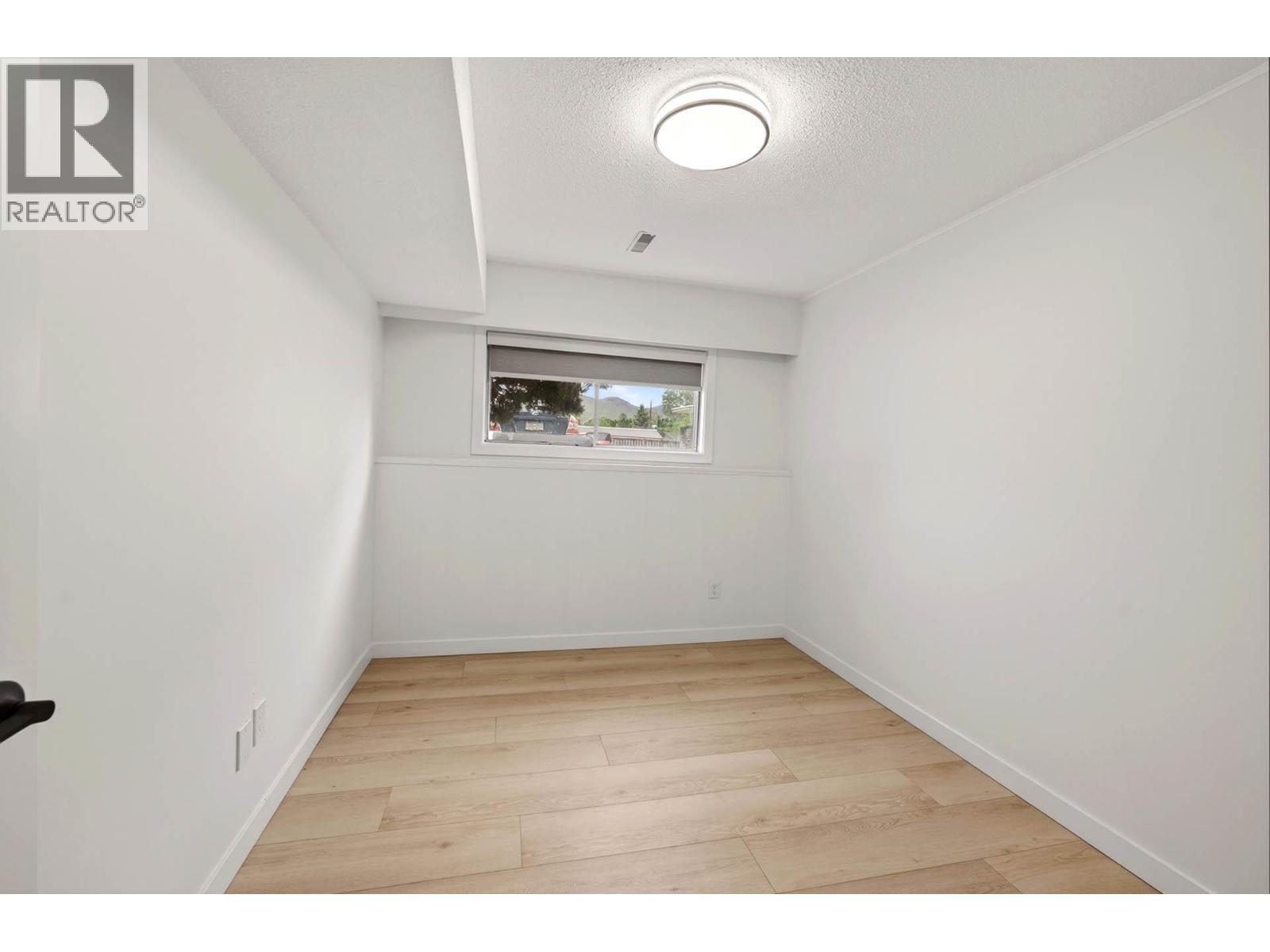 1946 Tranquille Road Unit# 9, Kamloops, BC - Indoor Photo Showing Other Room