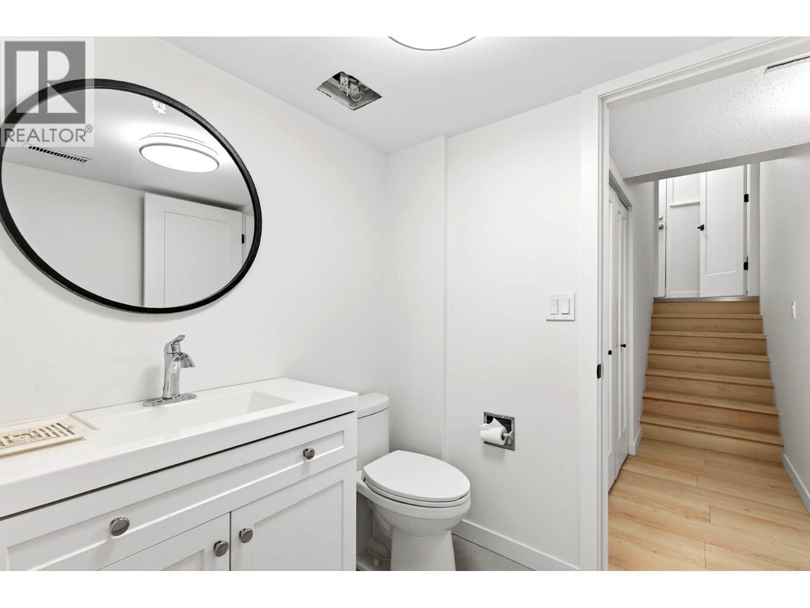 1946 Tranquille Road Unit# 9, Kamloops, BC - Indoor Photo Showing Bathroom