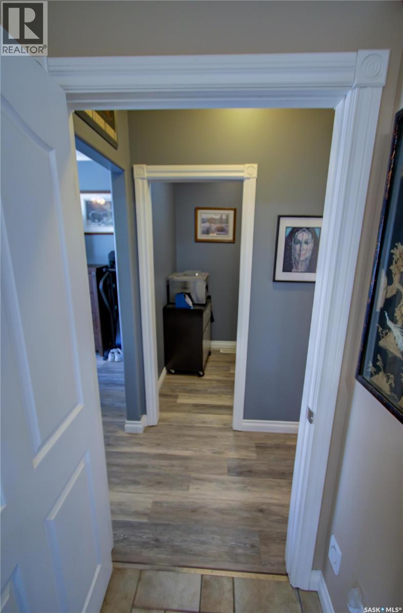 120 1St Avenue E, Love, SK - Indoor Photo Showing Other Room