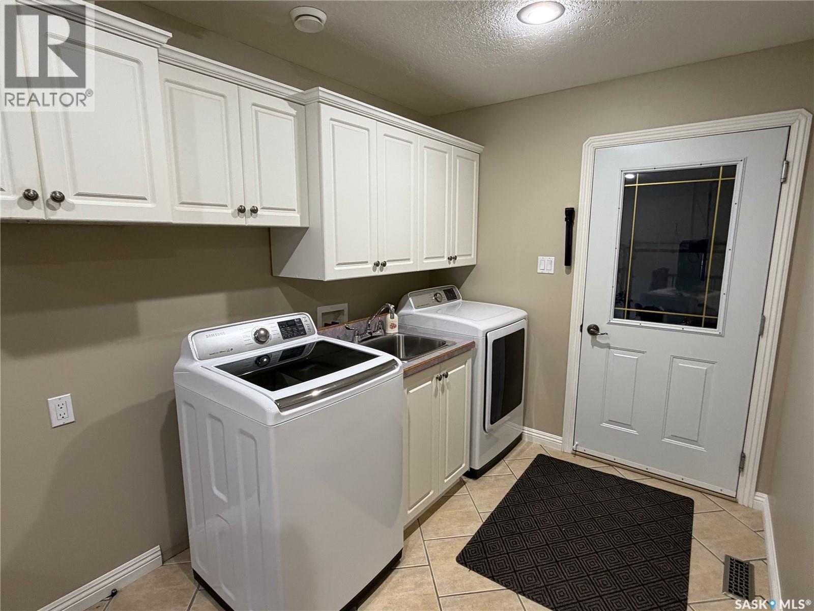 Kolody Acreage, Auvergne Rm No. 76, SK