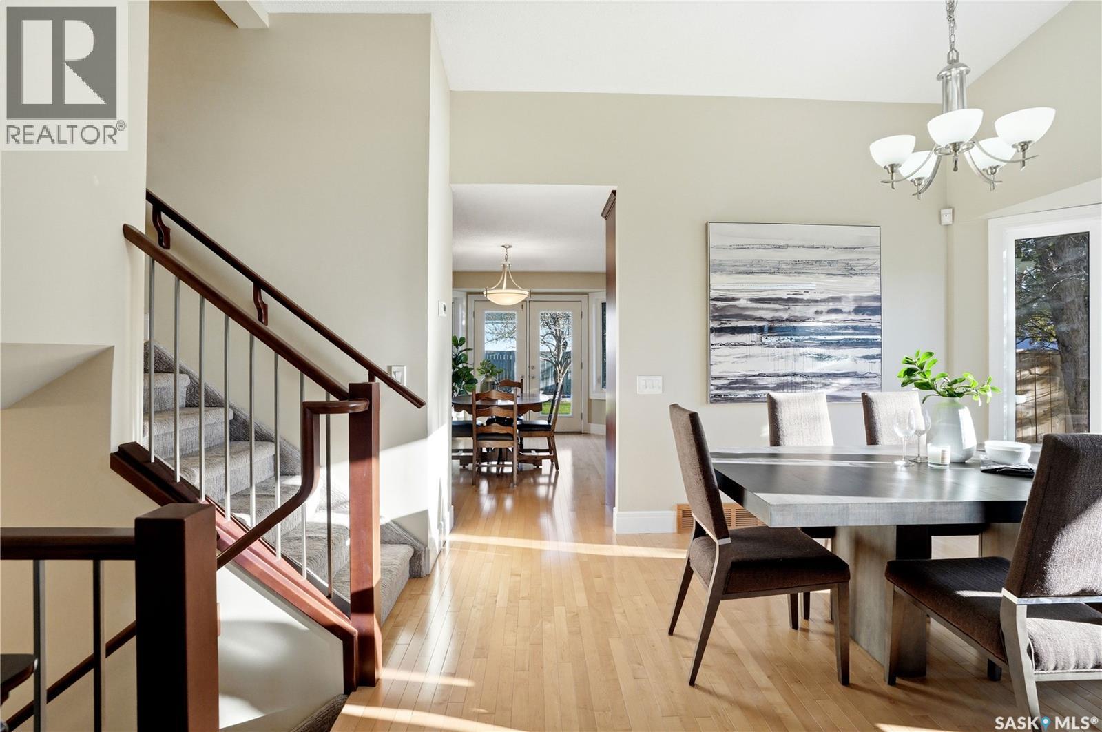239 Scissons Court, Saskatoon, SK - Indoor Photo Showing Dining Room