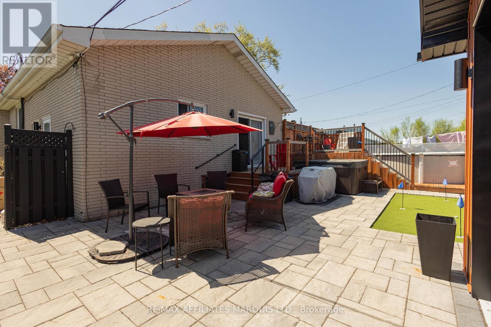 420 Beach Avenue, Cornwall, ON - Outdoor With Deck Patio Veranda With Exterior