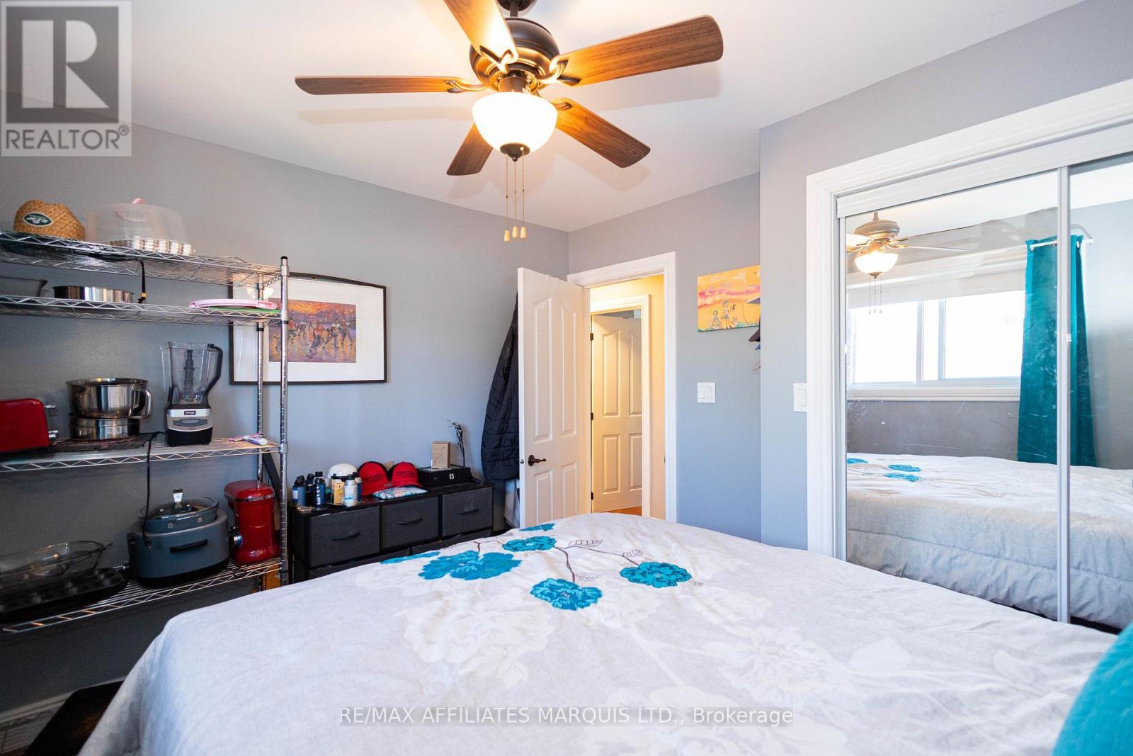 420 Beach Avenue, Cornwall, ON - Indoor Photo Showing Bedroom