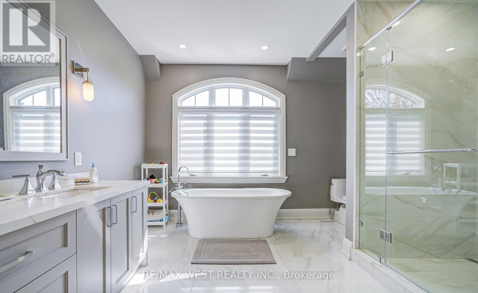 2194 Haygate Crescent, Mississauga, ON - Indoor Photo Showing Bathroom