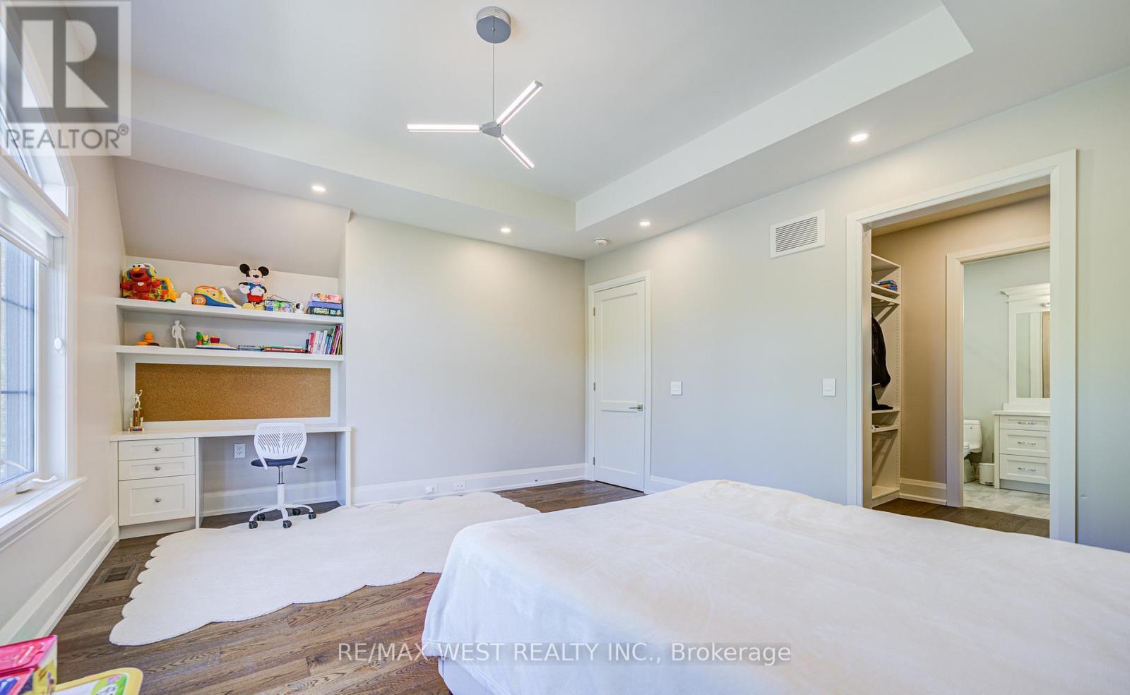 2194 Haygate Crescent, Mississauga, ON - Indoor Photo Showing Bedroom