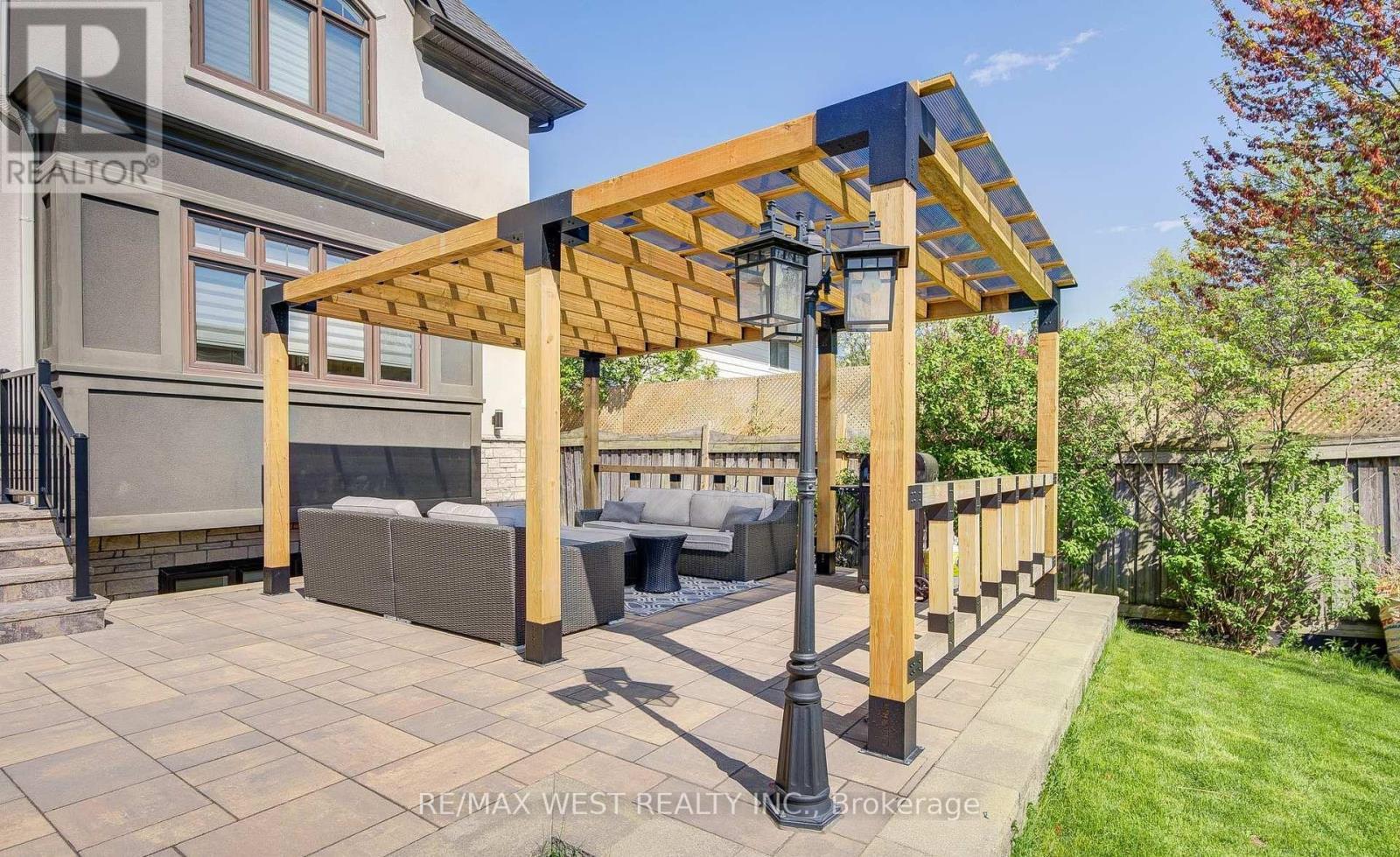 2194 Haygate Crescent, Mississauga, ON - Outdoor