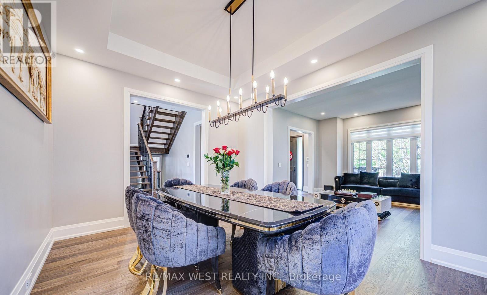 2194 Haygate Crescent, Mississauga, ON - Indoor Photo Showing Dining Room