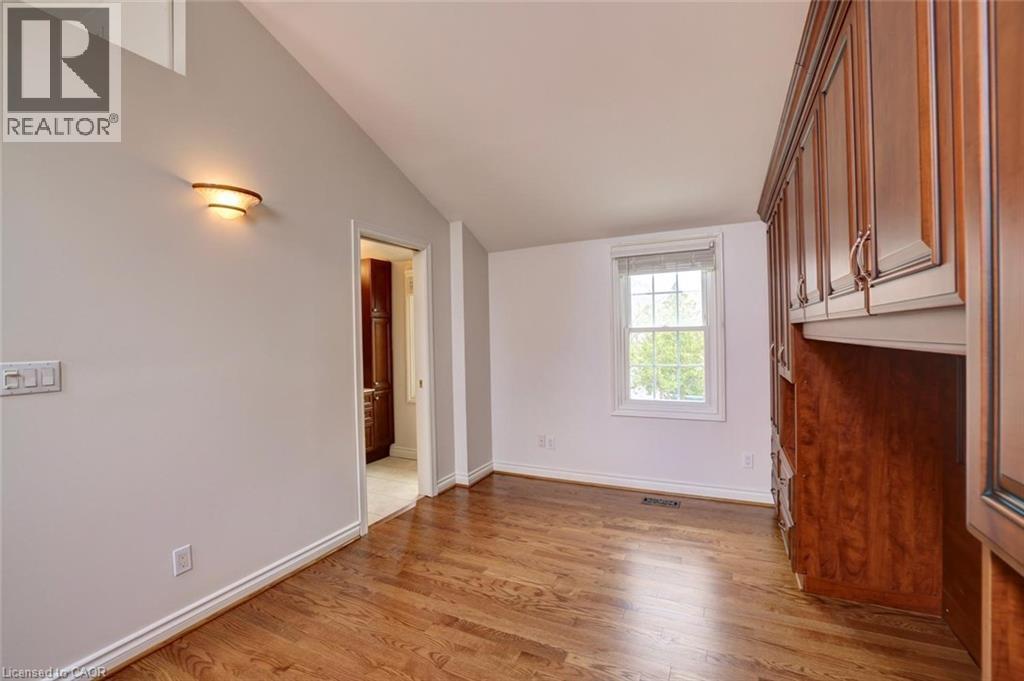 463 Blathwayte Lane, Burlington, ON - Indoor Photo Showing Other Room