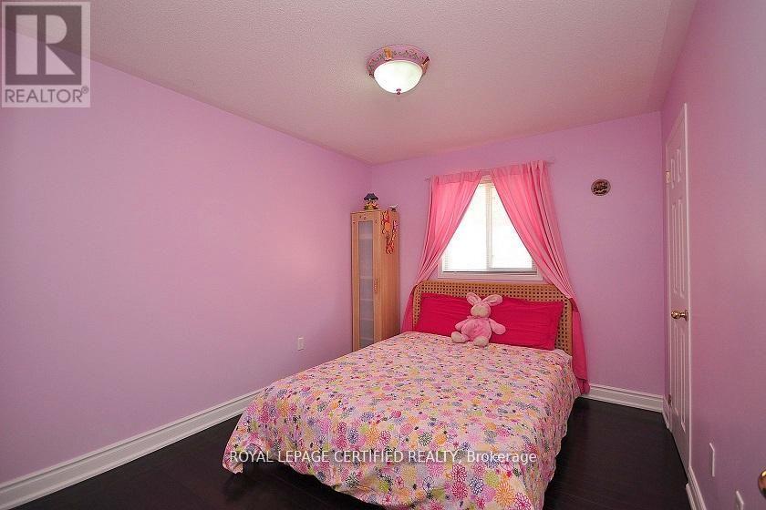 426 Orange Walk Crescent, Mississauga, ON - Indoor Photo Showing Bedroom