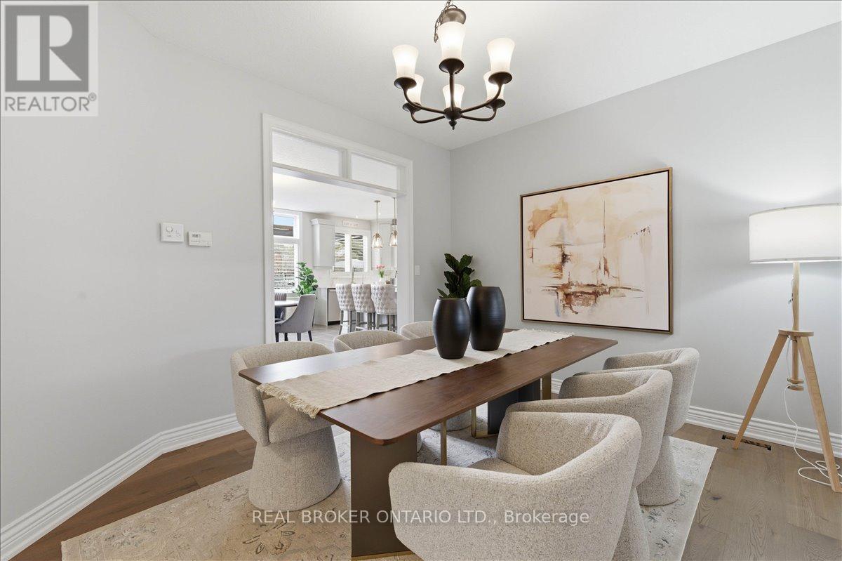 220 Joseph Schoerg Crescent, Kitchener, ON - Indoor Photo Showing Dining Room