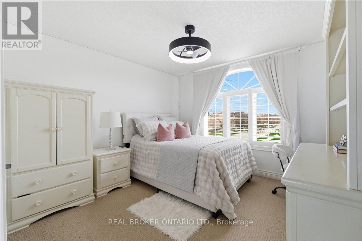 220 Joseph Schoerg Crescent, Kitchener, ON - Indoor Photo Showing Bedroom