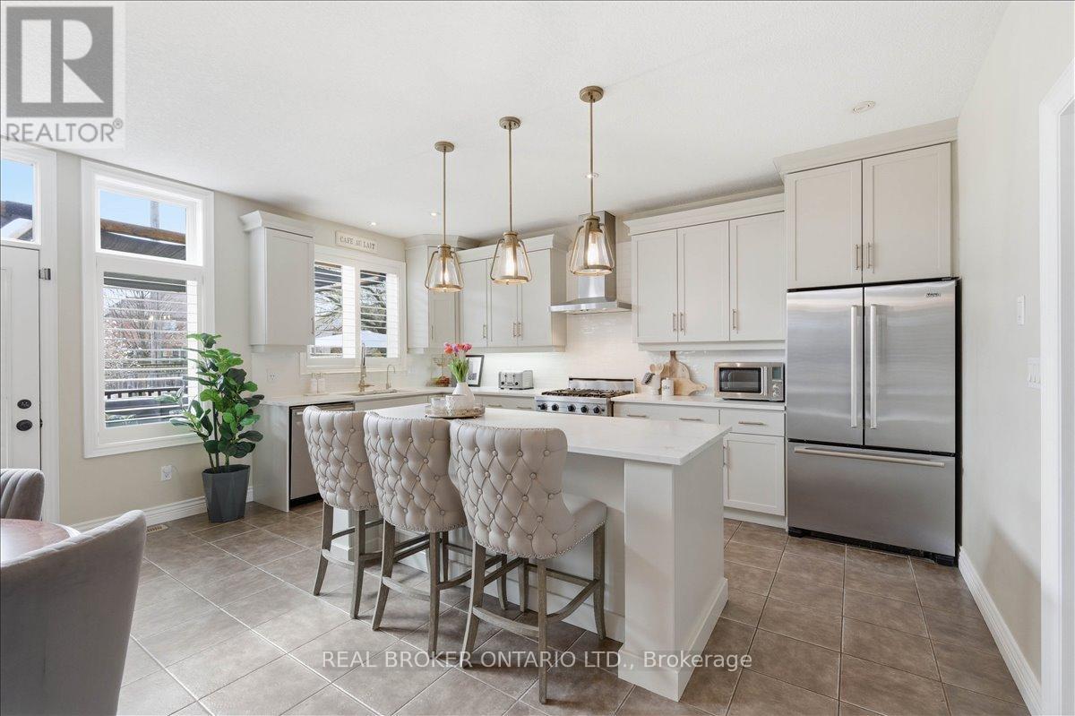 220 Joseph Schoerg Crescent, Kitchener, ON - Indoor