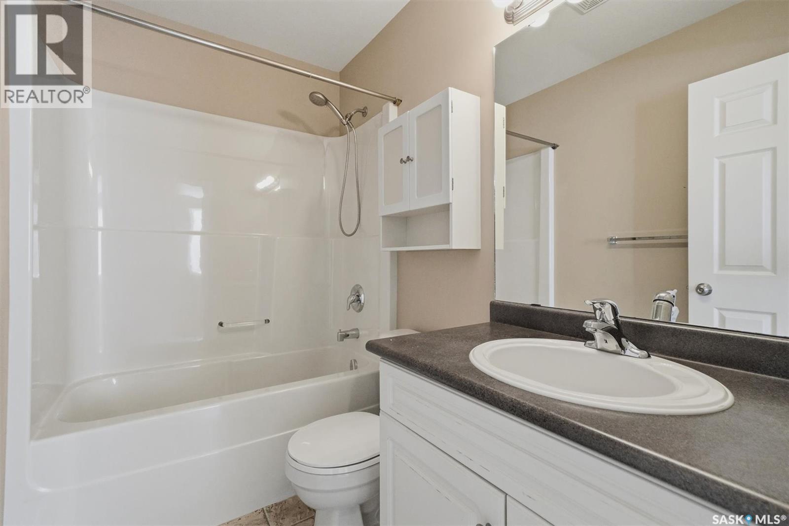 315A 109Th Street, Saskatoon, SK - Indoor Photo Showing Bathroom