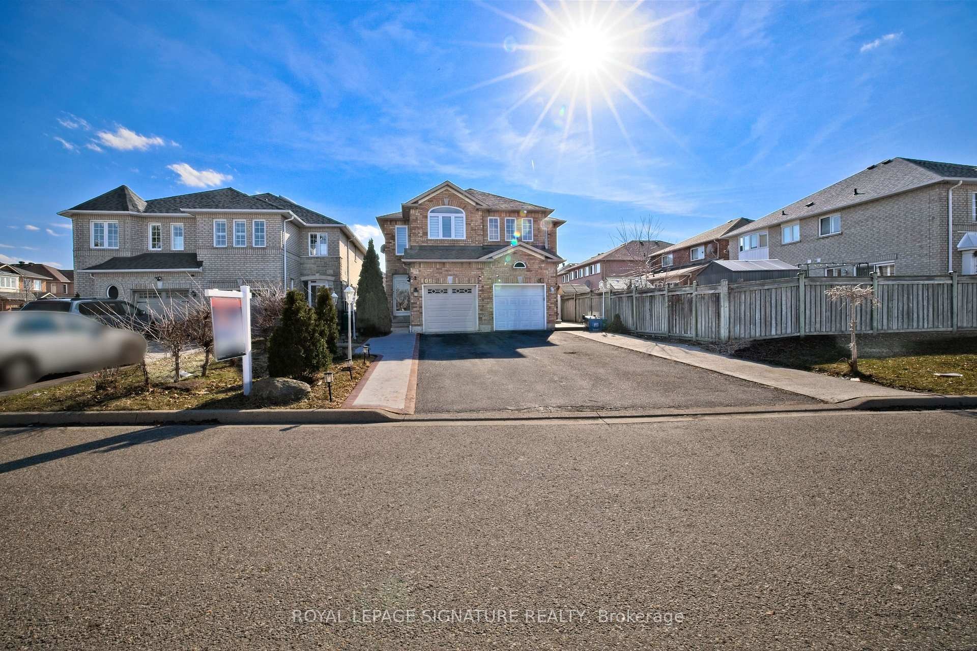 1066 Foxglove Place, Mississauga, ON