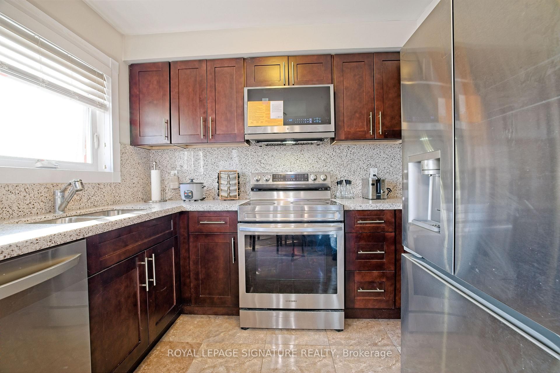 1066 Foxglove Place, Mississauga, ON