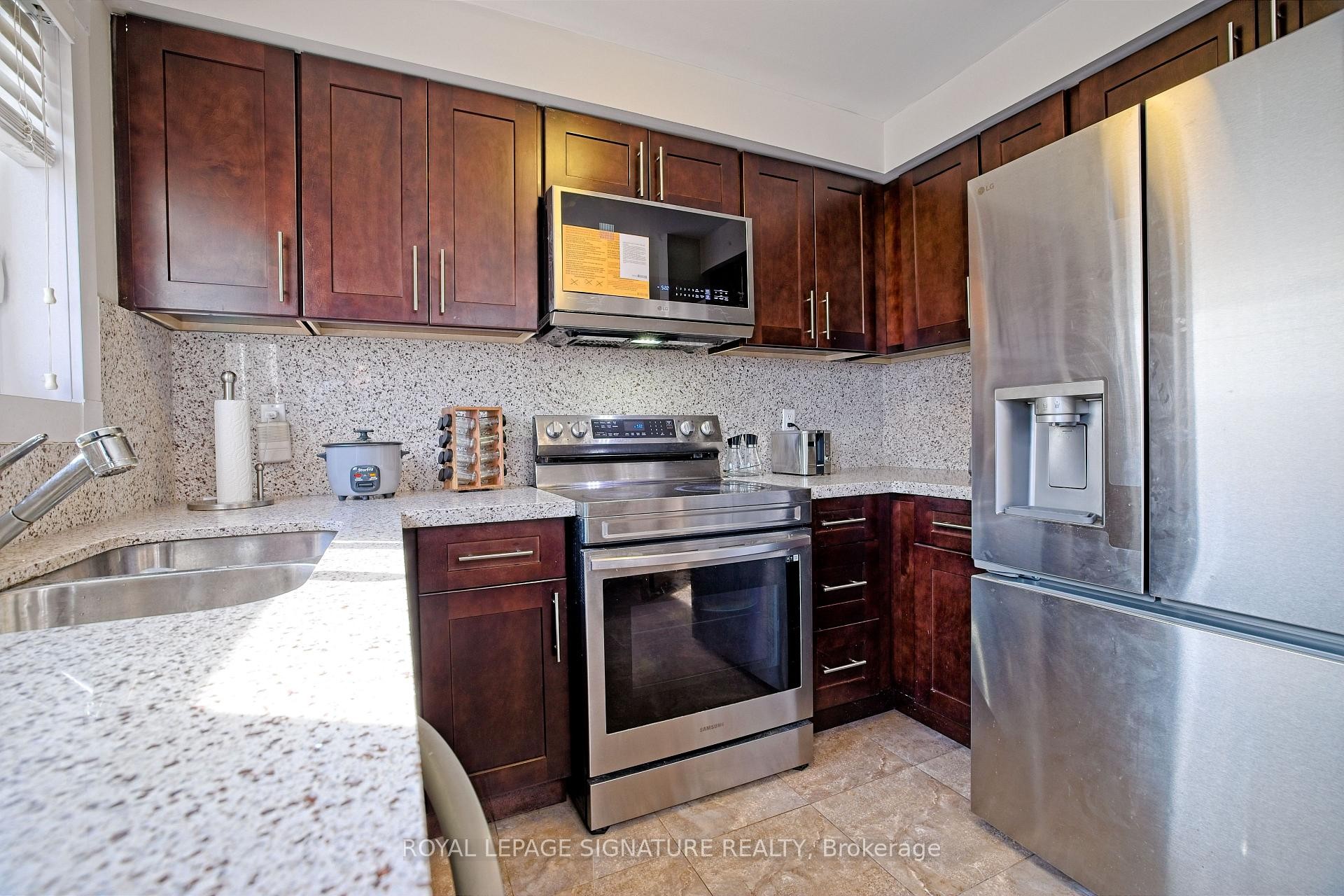 1066 Foxglove Place, Mississauga, ON