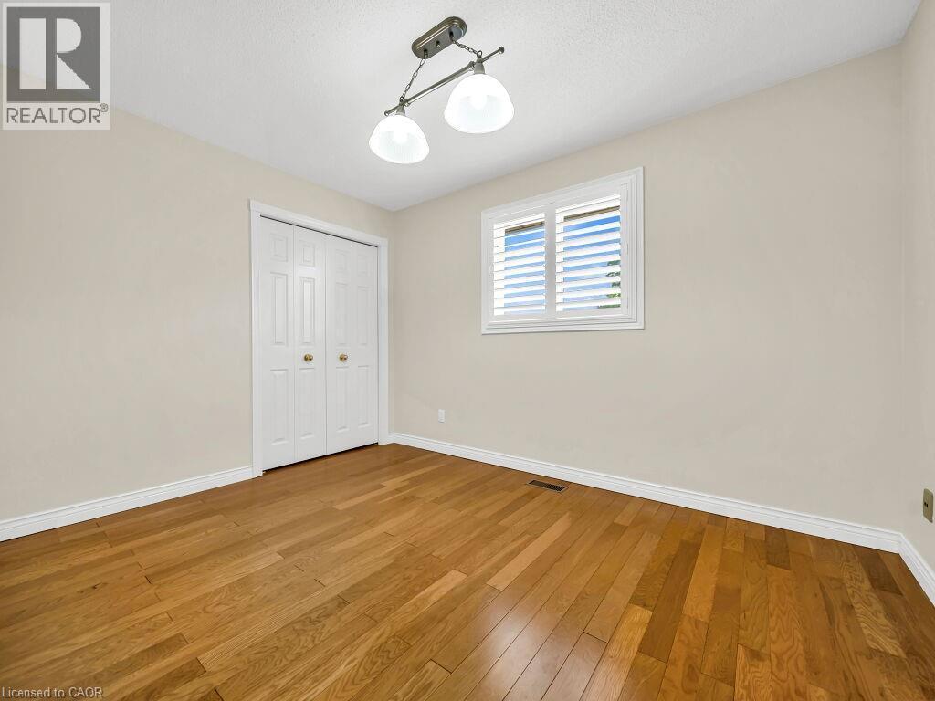 16 Glennie Court, Cambridge, ON - Indoor Photo Showing Other Room