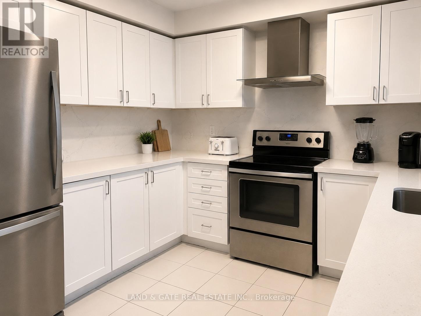2488 Bromus Path, Oshawa (Windfields), ON - Indoor Photo Showing Kitchen