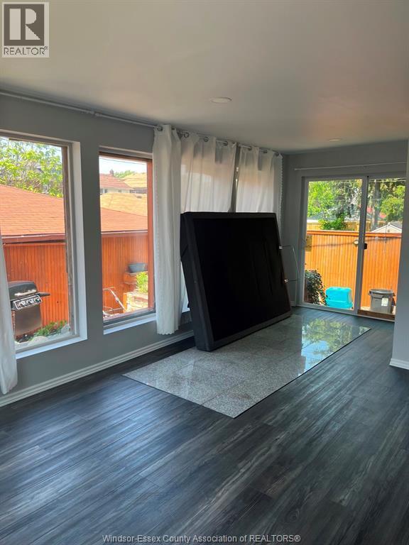 1285 Parent, Windsor, ON - Indoor