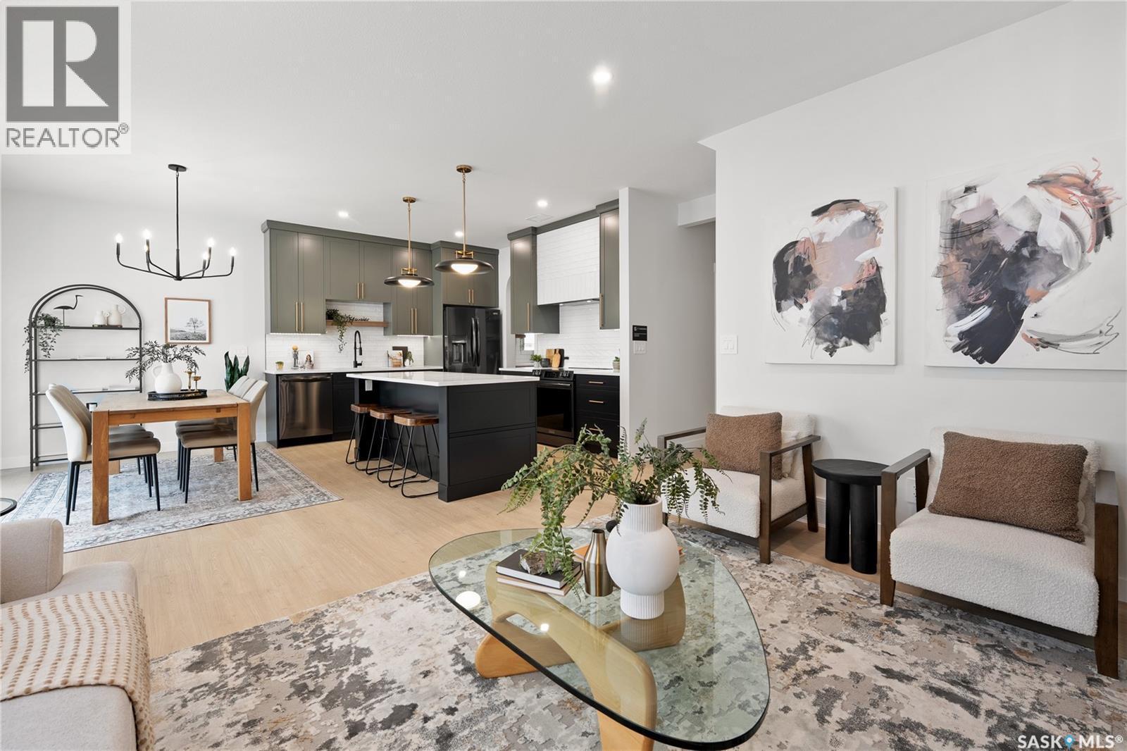 147 Traeger Common, Saskatoon, SK - Indoor Photo Showing Living Room