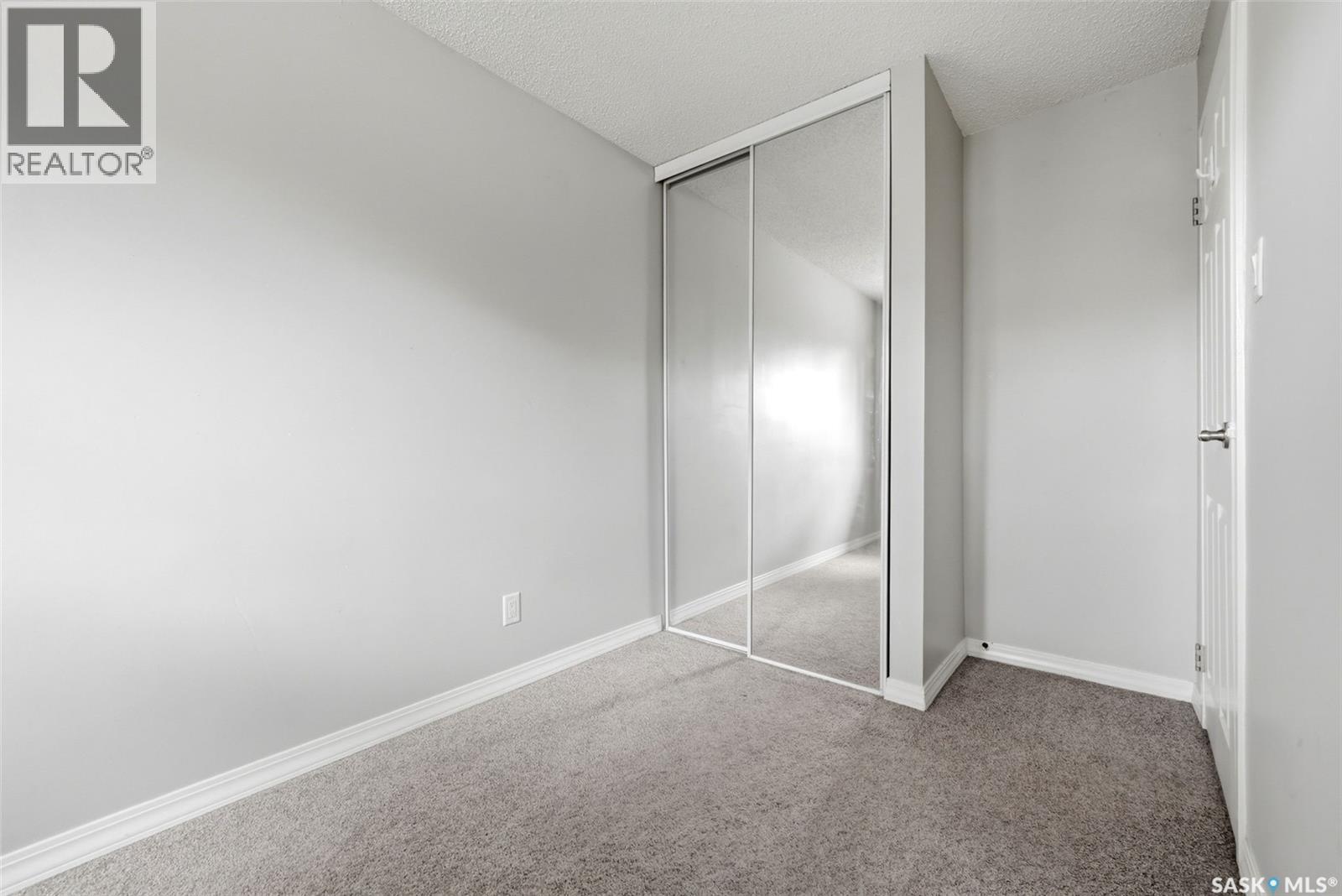 3834 Castle Road, Regina, SK - Indoor Photo Showing Other Room
