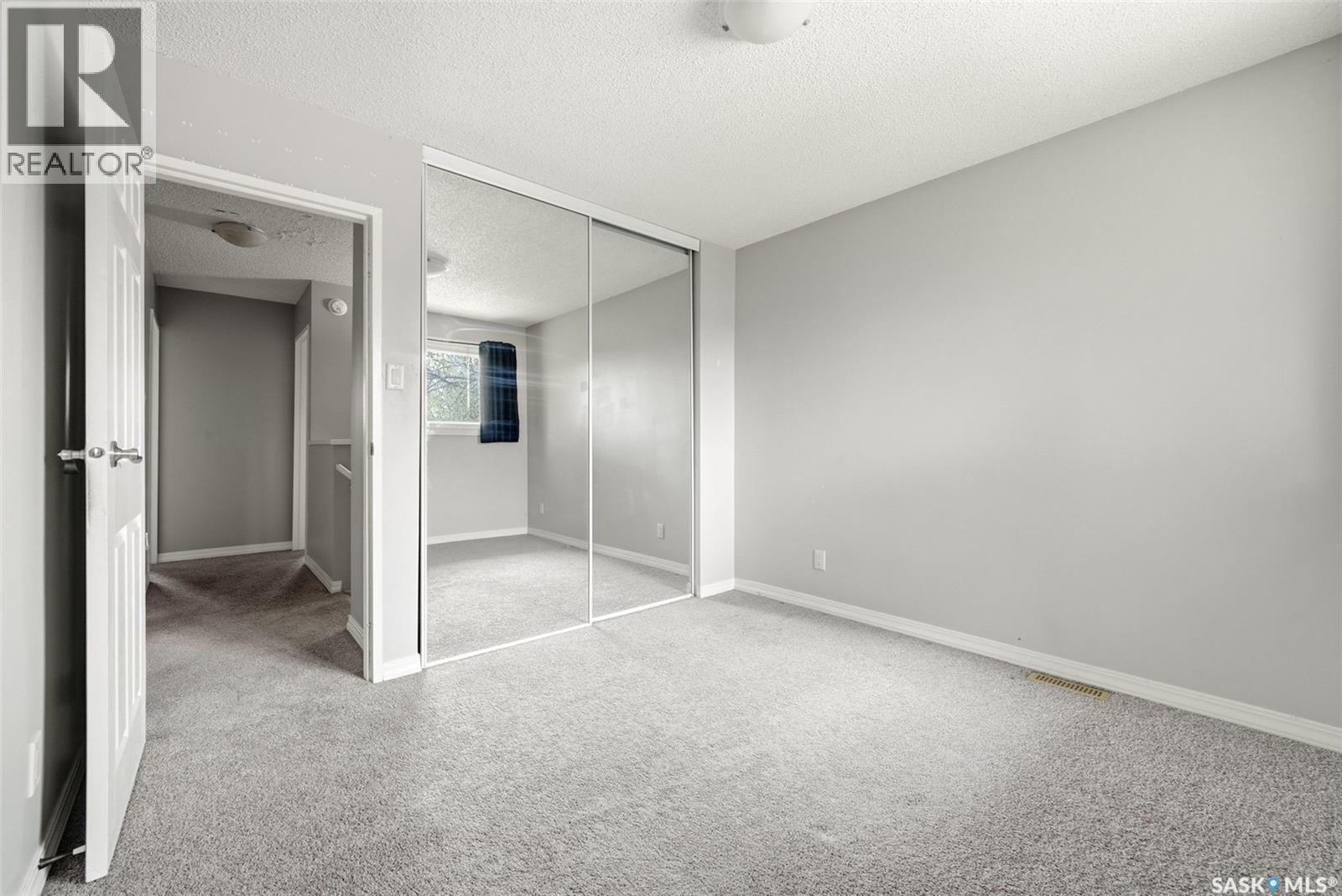 3834 Castle Road, Regina, SK - Indoor Photo Showing Other Room