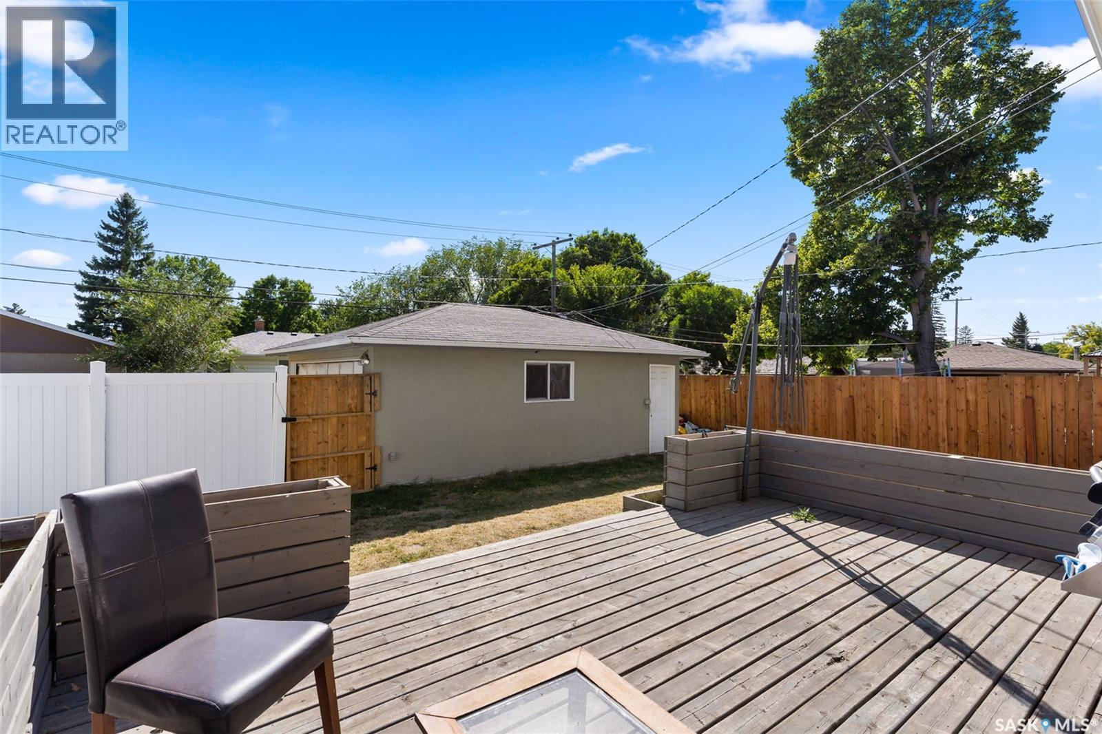 1341 9Th Avenue N, Regina, SK - Outdoor With Deck Patio Veranda