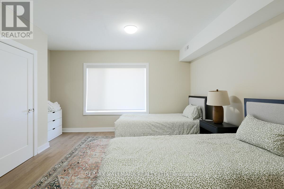 303 - 628 Danforth Avenue, Toronto, ON - Indoor Photo Showing Bedroom