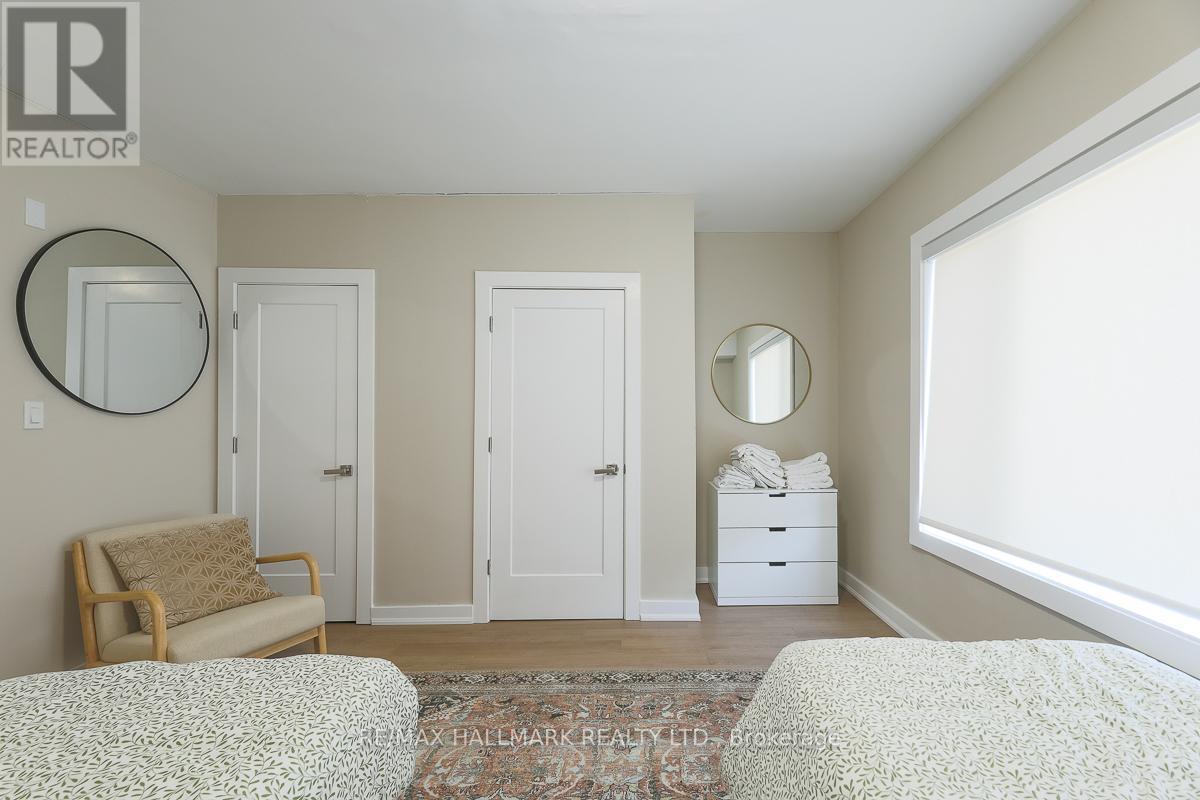 303 - 628 Danforth Avenue, Toronto, ON - Indoor Photo Showing Bedroom