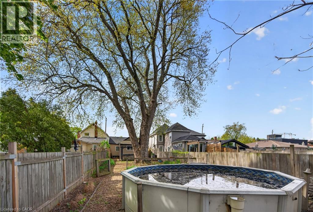 147 Strachan Street E, Hamilton, ON - Outdoor With Above Ground Pool