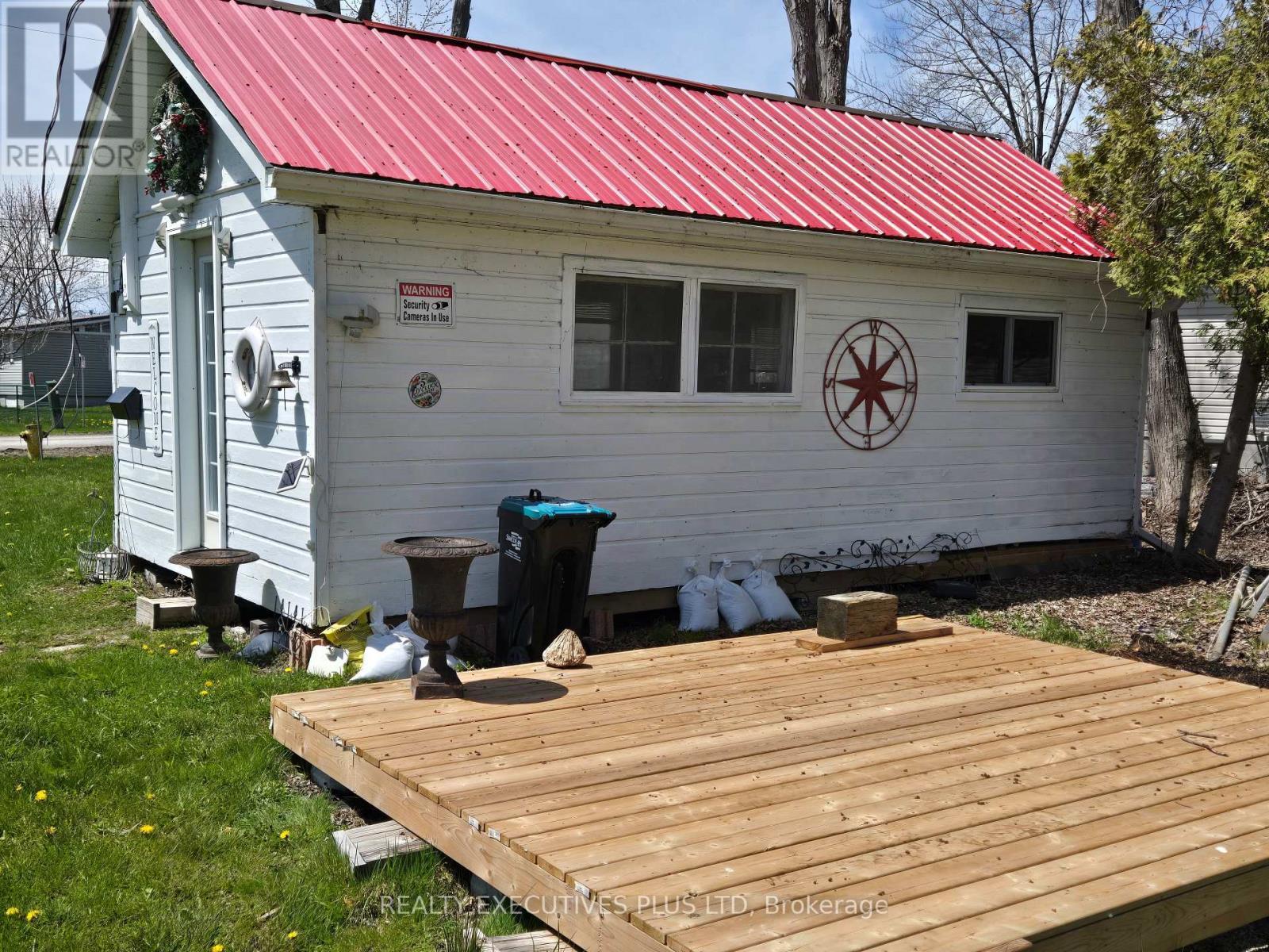 Bunkie - 2757 Lone Birch Trail, Ramara, ON - Outdoor With Exterior