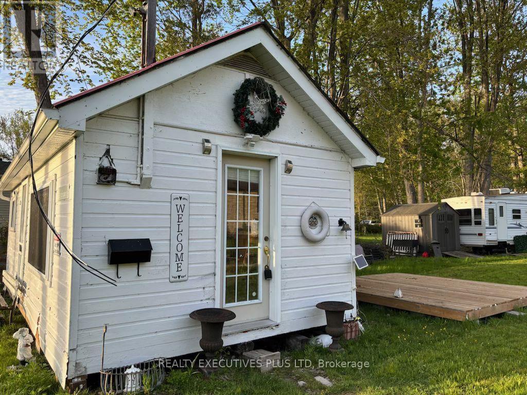 2757 Lone Birch Trail, Ramara, ON - Outdoor With Exterior