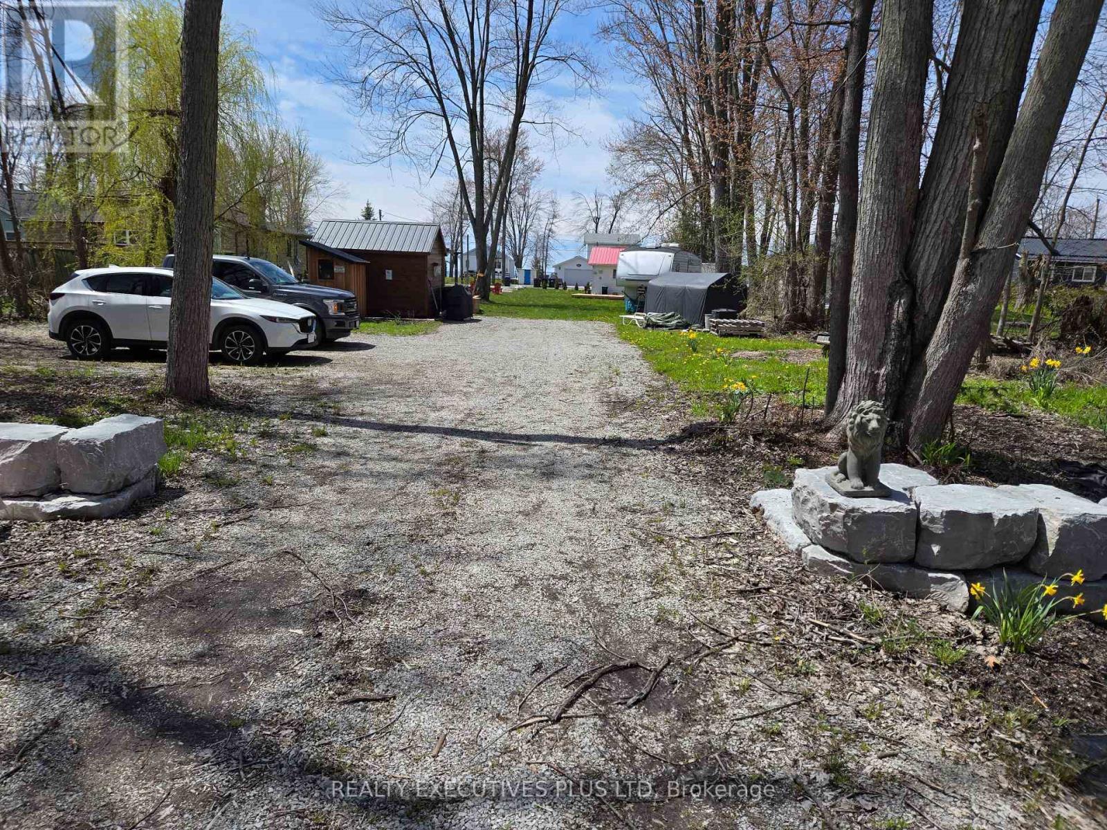 Lakeshore Entrance - 2757 Lone Birch Trail, Ramara, ON - Outdoor