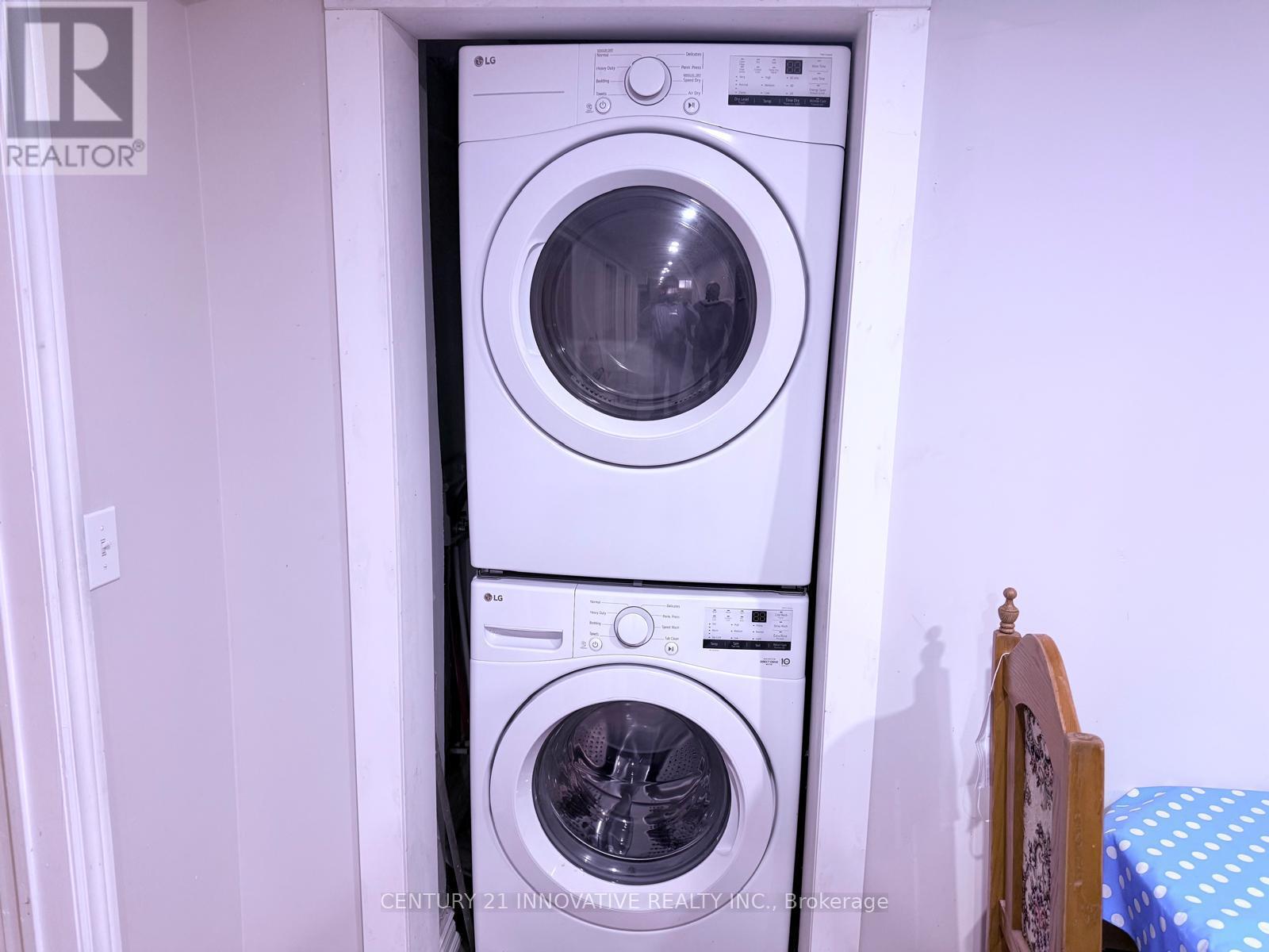 Basment - 132 Hillcroft Drive E, Markham, ON - Indoor Photo Showing Laundry Room