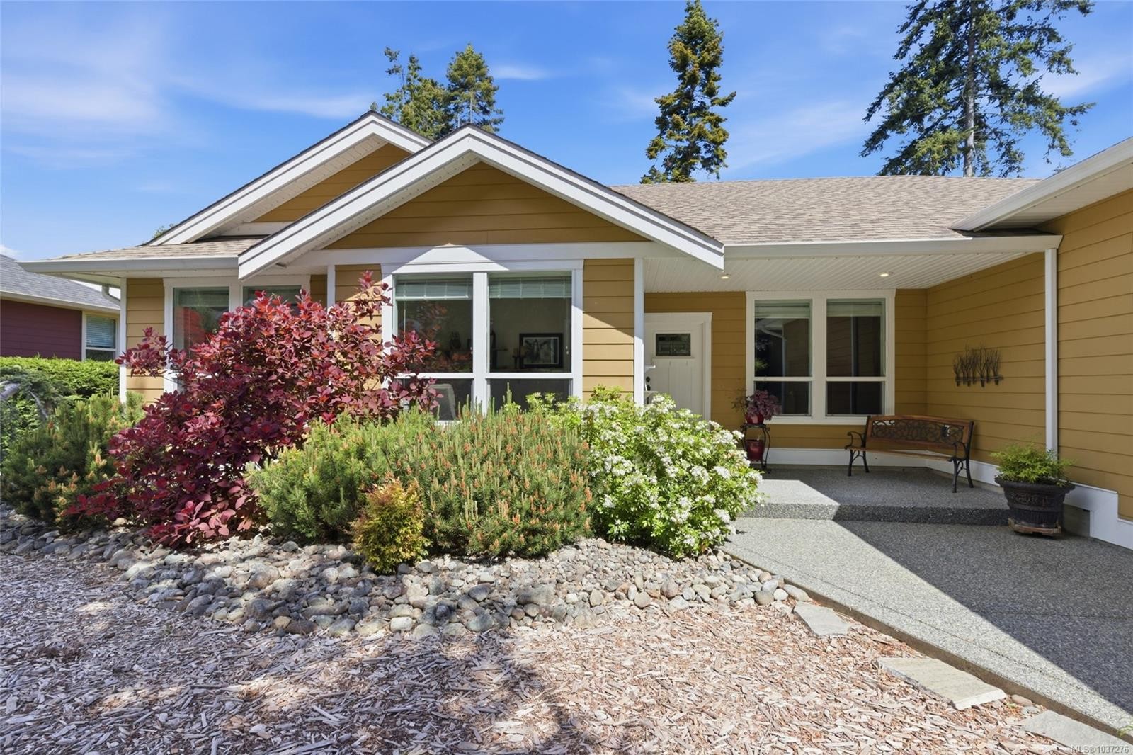 3831 Creekside Dr, Bowser, BC