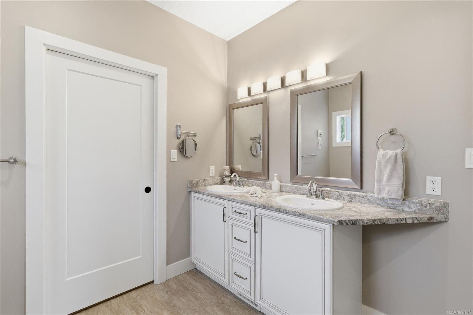 3831 Creekside Dr, Bowser, BC