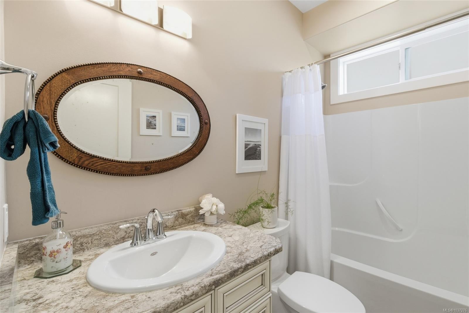 3831 Creekside Dr, Bowser, BC
