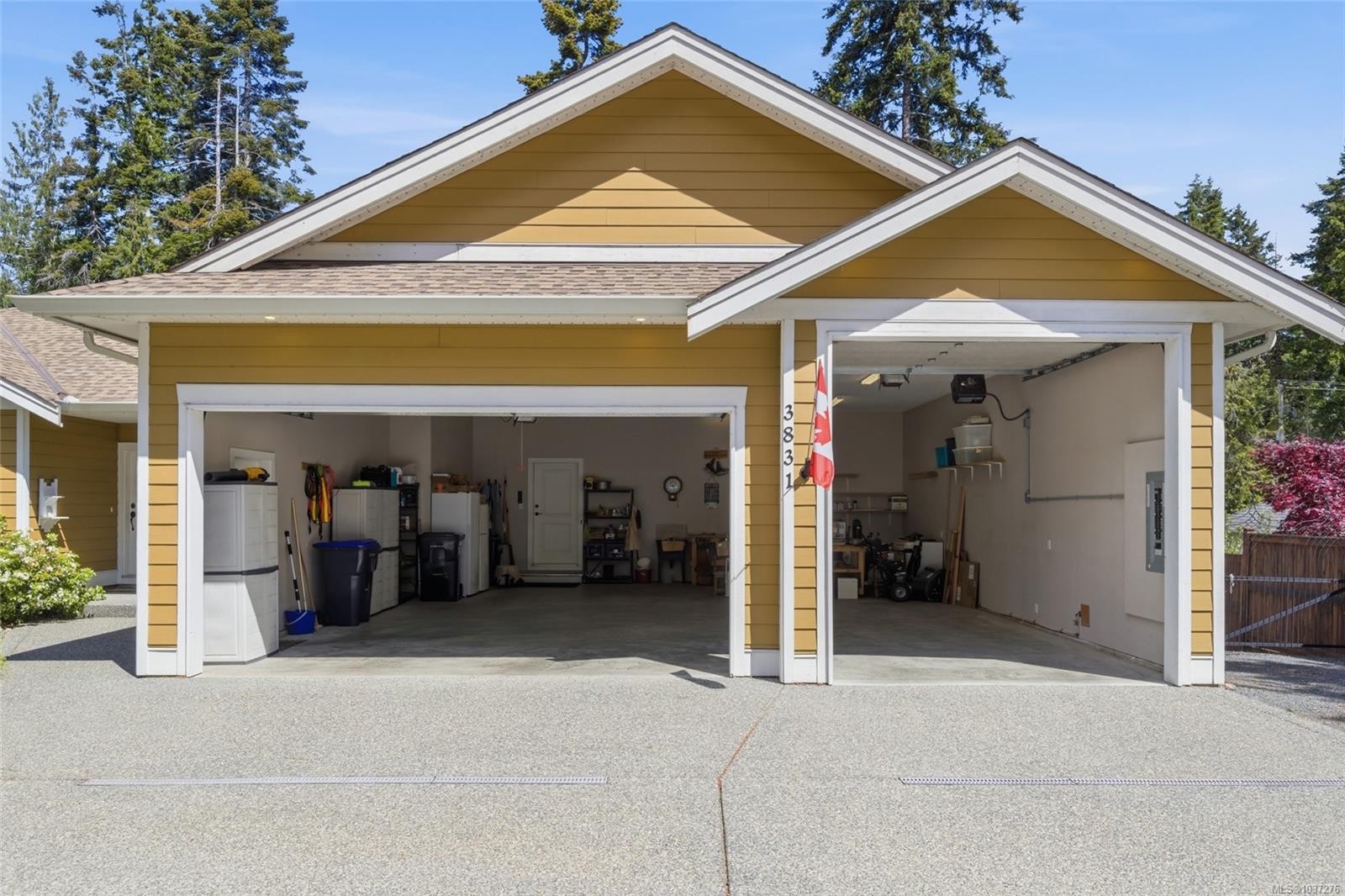 3831 Creekside Dr, Bowser, BC