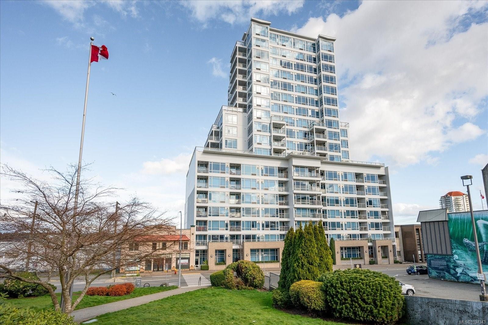 Th10-38 Front St, Nanaimo, BC