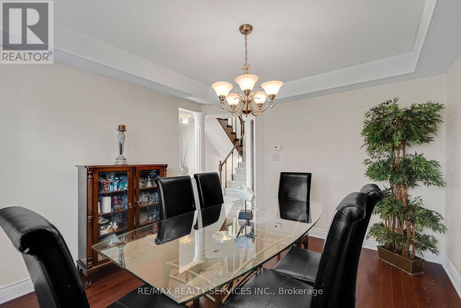 7419 Black Walnut Trail, Mississauga, ON