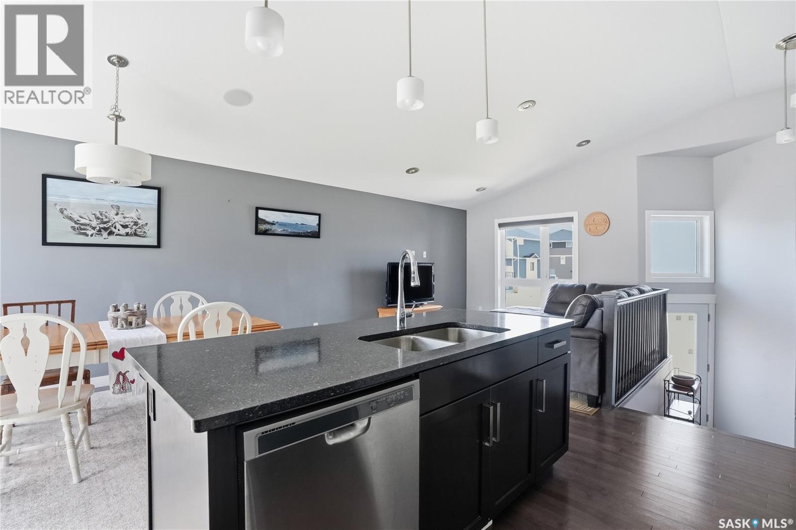 1111 Evergreen Boulevard, Saskatoon, SK - Indoor Photo Showing Other Room
