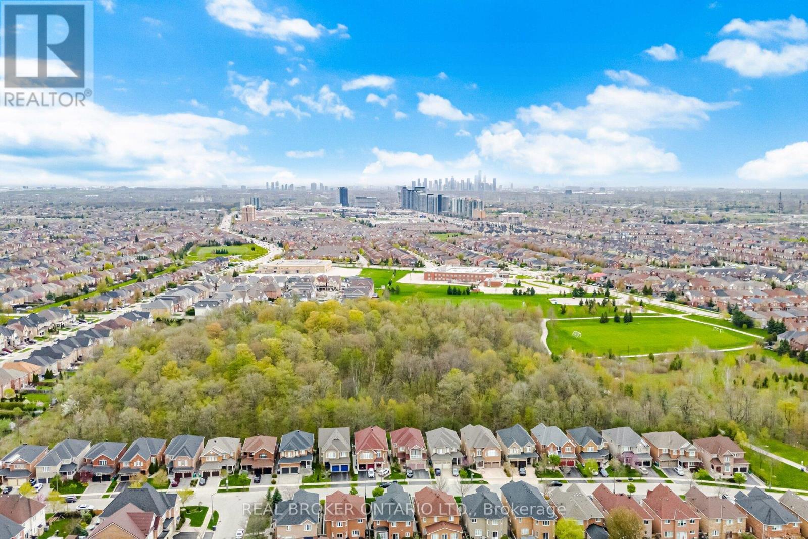 3935 Skyview Street, Mississauga, ON - Outdoor With View