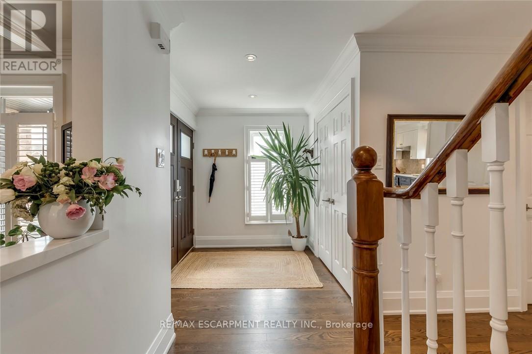 3311 Springvale Court, Burlington, ON - Indoor Photo Showing Other Room