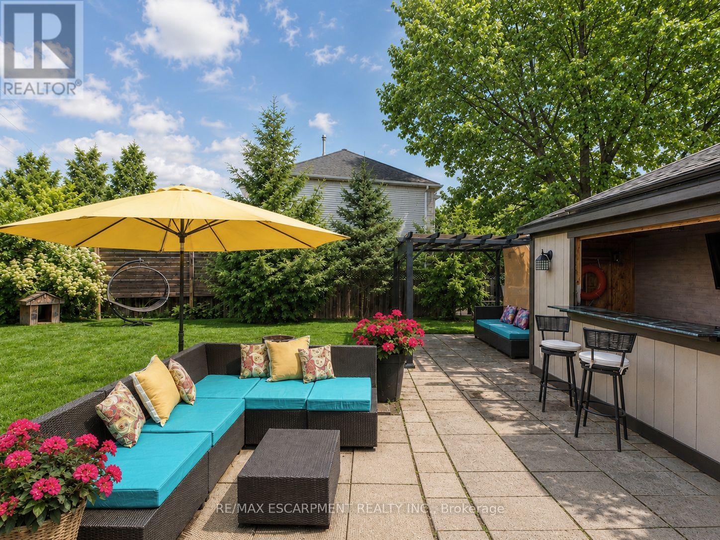 3311 Springvale Court, Burlington, ON - Outdoor