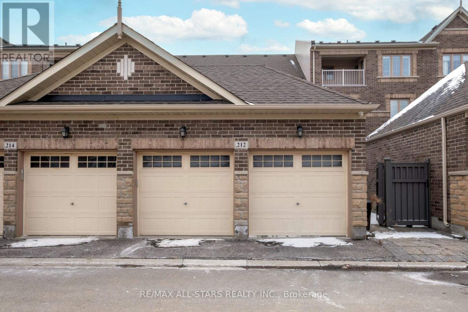 212 East'S Corners Boulevard, Vaughan, ON -