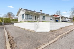 1390 Rue Ste-Cécile L'Ancienne-Lorette, QC G2E 3H7